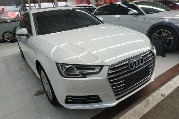 Used Audi A4L 2018 30th Anniversary Edition 40 TFSI Trendy Model Front Right 45 Deg