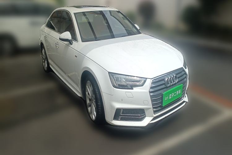 Used Audi A4L 2018 30th Anniversary Edition 40 TFSI Fashion Model Front Right 45 Deg