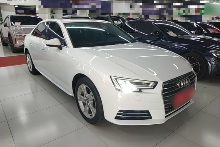 Used Audi A4L 2018 30th Anniversary Edition 40 TFSI Trendy Model Front Right 45 Deg