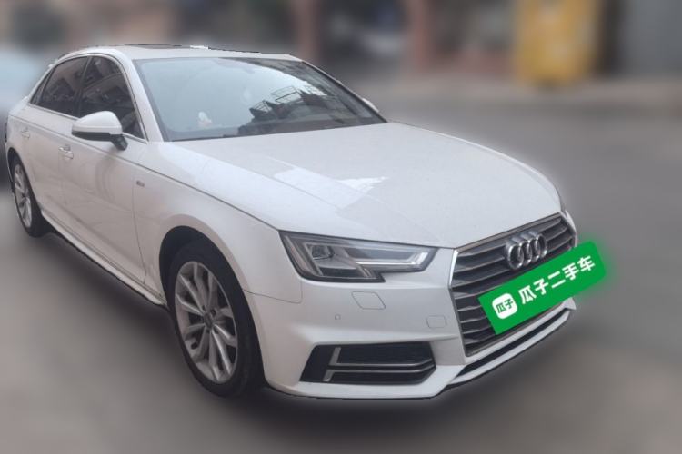 Used Audi A4L 2018 30th Anniversary Edition 40 TFSI Fashion Model Front Right 45 Deg