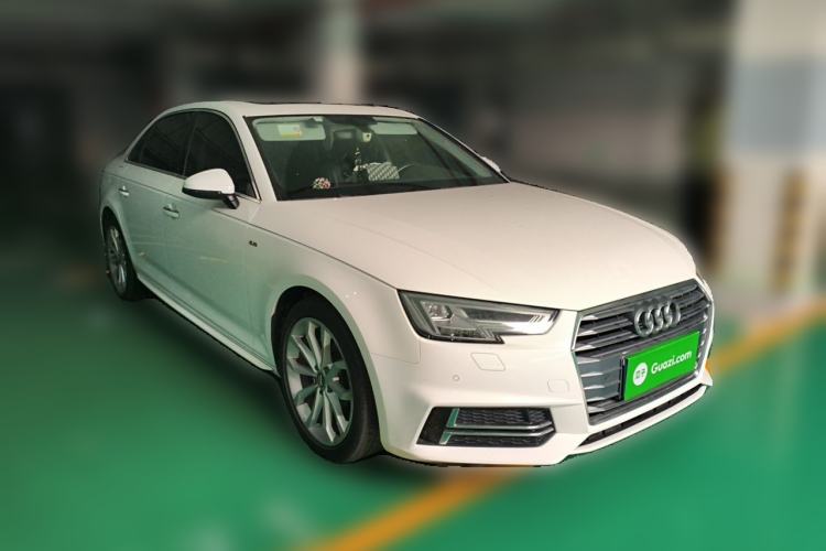 Used Audi A4L 2018 30th Anniversary Edition 40 TFSI Fashion Model Front Right 45 Deg