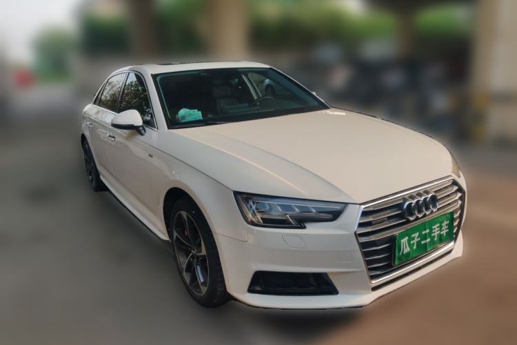 Used Audi A4L 2018 30th Anniversary Edition 30 TFSI Ambition Model Front Right 45 Deg