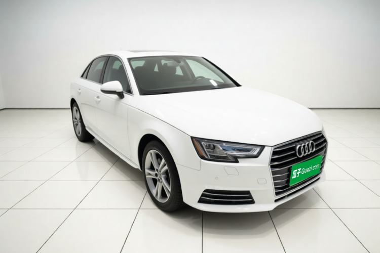 Used Audi A4L 2018 30th Anniversary Edition 40 TFSI Trendy Model Front Right 45 Deg