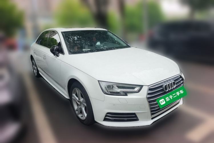 Used Audi A4L 2018 30th Anniversary Edition 40 TFSI Trendy Model Front Right 45 Deg