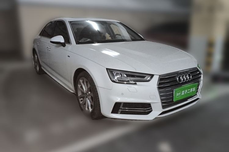 Used Audi A4L 2018 30th Anniversary Edition 40 TFSI Fashion Model Front Right 45 Deg