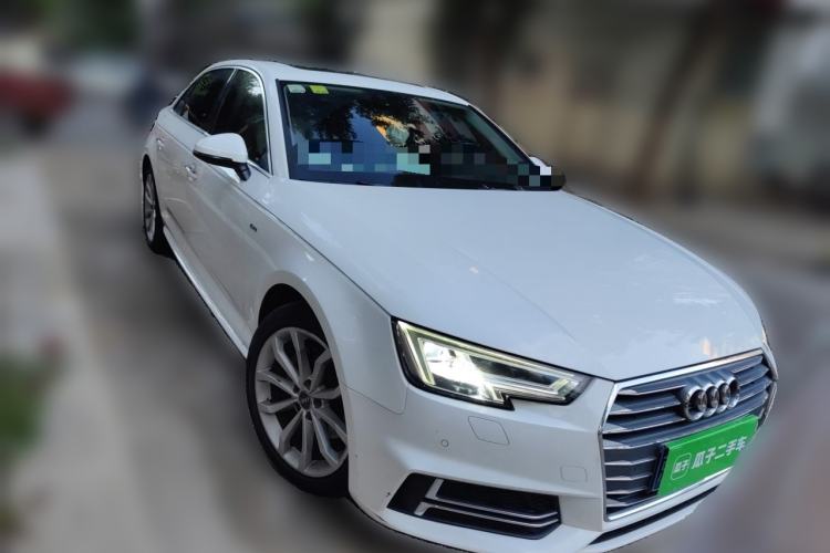 Used Audi A4L 2018 30th Anniversary Edition 40 TFSI Fashion Model Front Right 45 Deg