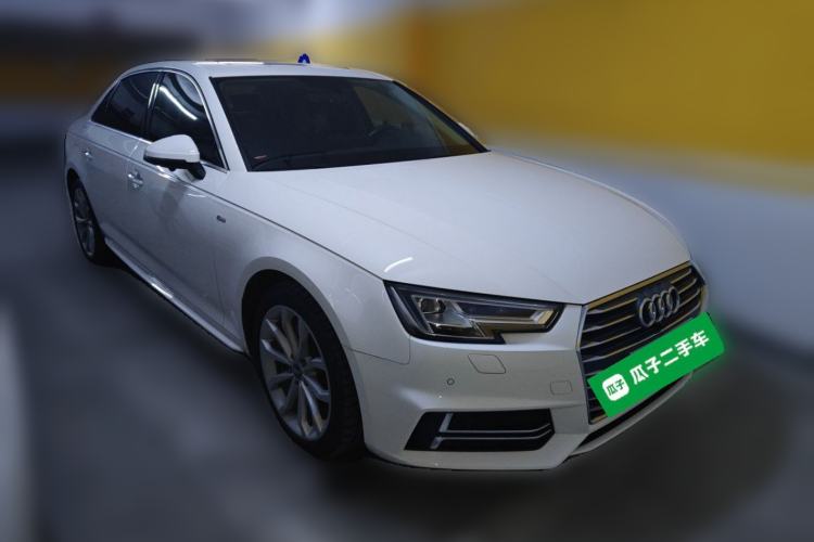 Used Audi A4L 2018 30th Anniversary Edition 40 TFSI Fashion Model Front Right 45 Deg