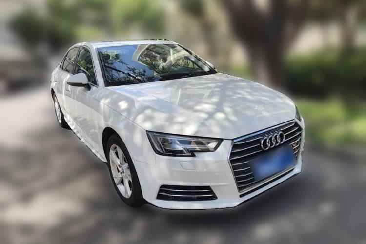 Used Audi A4L 2018 30th Anniversary Edition 40 TFSI Trendy Model Front Right 45 Deg