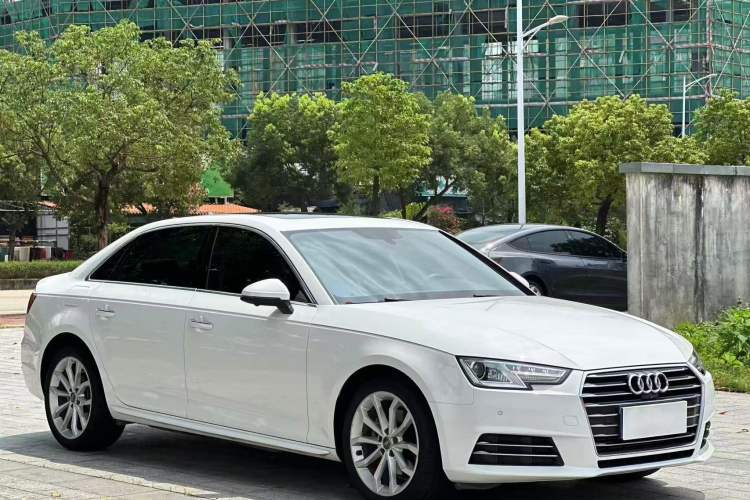 Used Audi A4L 2018 30th Anniversary Edition 40 TFSI Trendy Model Front Right 45 Deg