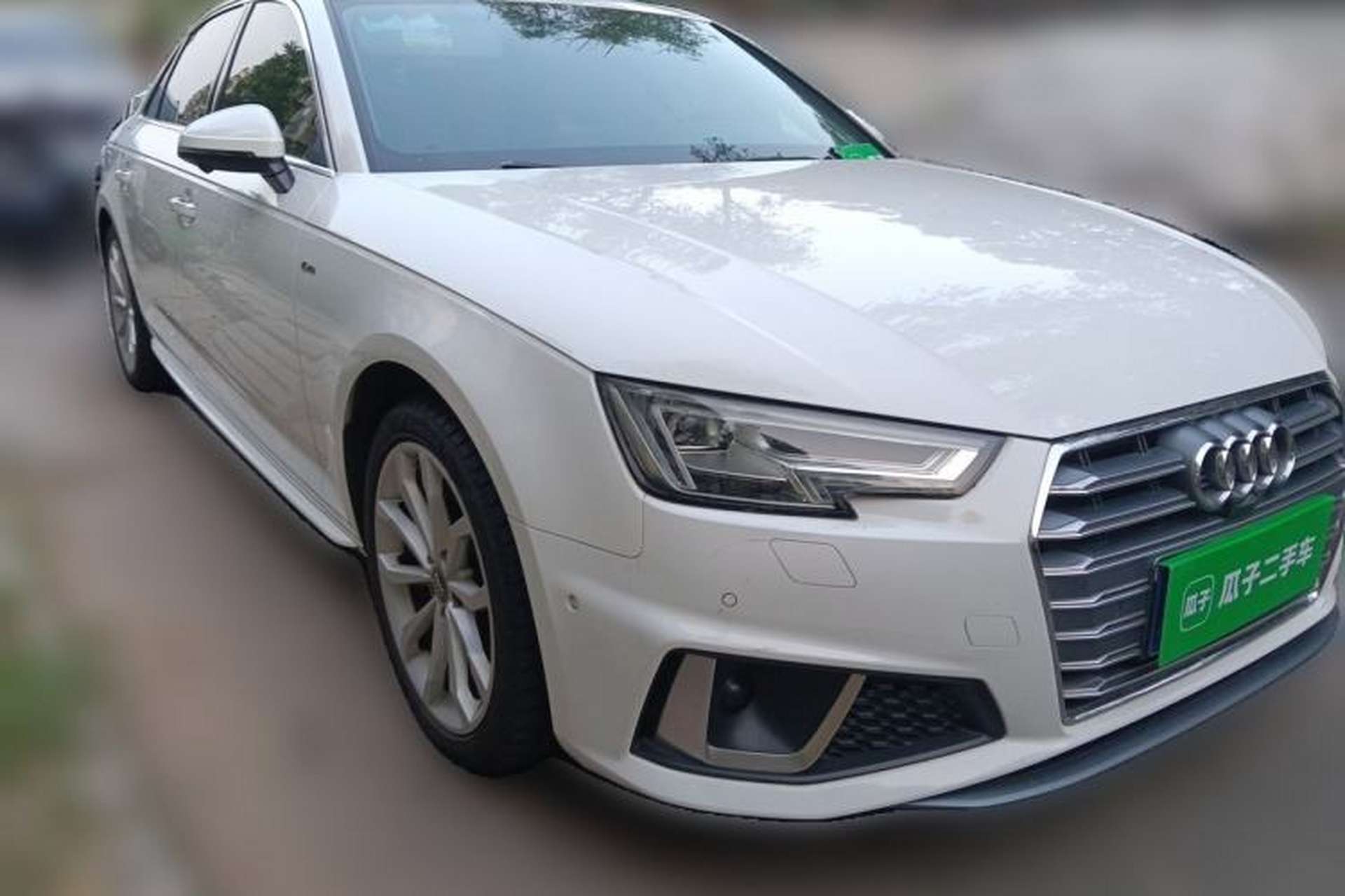Used Audi A4L 2018 30th Anniversary Edition 40 TFSI Fashion Model Front Right 45 Deg