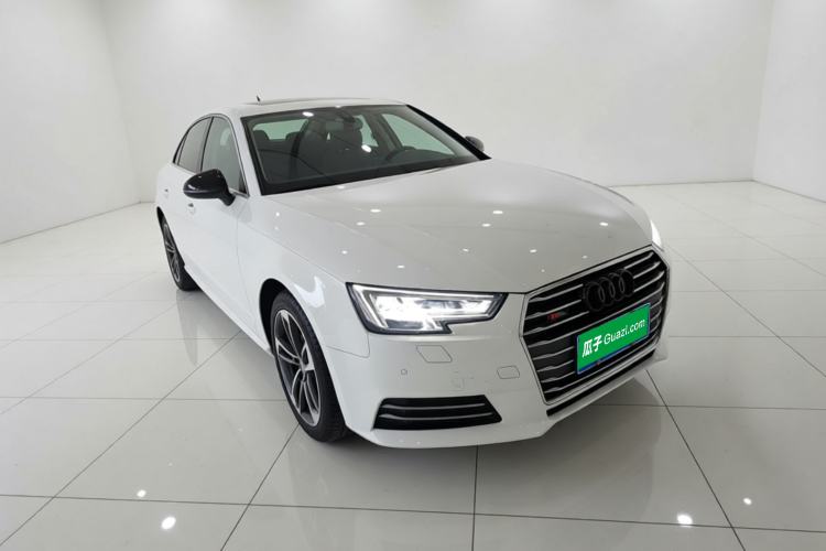 Used Audi A4L 2018 30th Anniversary Edition 40 TFSI Trendy Model Front Right 45 Deg