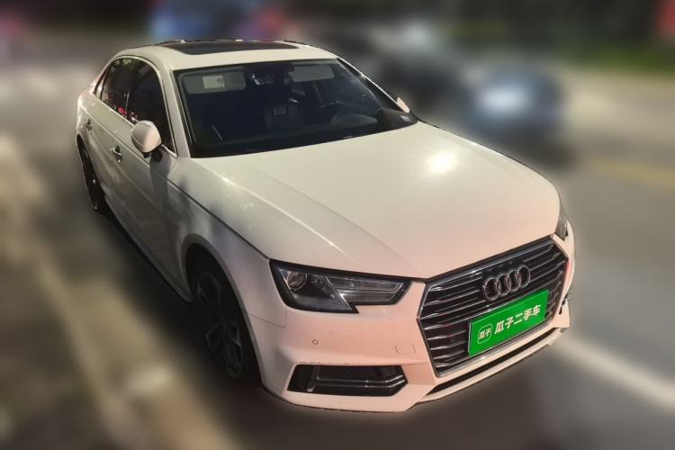 Used Audi A4L 2018 30th Anniversary Edition 40 TFSI Trendy Model Front Right 45 Deg