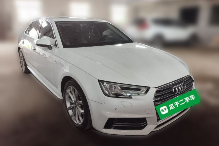 Used Audi A4L 2018 30th Anniversary Edition 40 TFSI Fashion Model Front Right 45 Deg