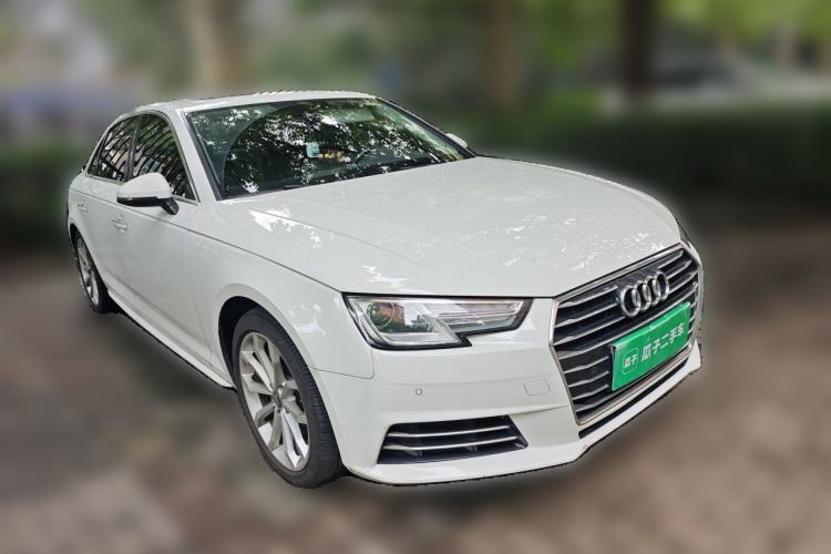 Used Audi A4L 2018 30th Anniversary Edition 40 TFSI Trendy Model Front Right 45 Deg