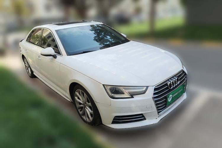 Used Audi A4L 2018 30th Anniversary Edition 40 TFSI Fashion Model Front Right 45 Deg