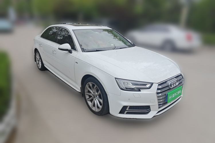 Used Audi A4L 2018 30th Anniversary Edition 40 TFSI Fashion Model Front Right 45 Deg
