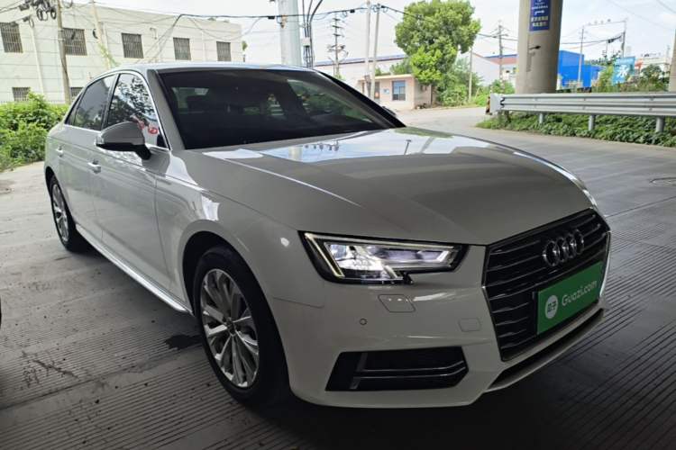 Used Audi A4L 2018 30th Anniversary Edition 40 TFSI Trendy Model Front Right 45 Deg