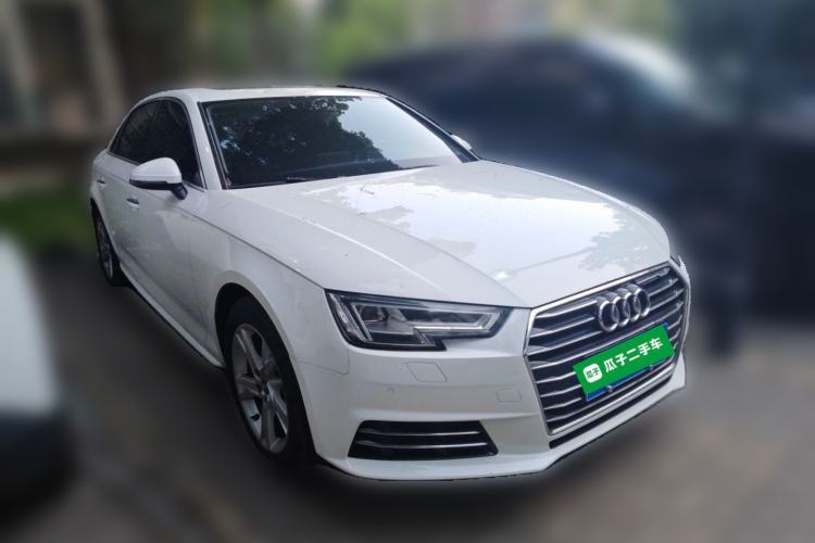 Used Audi A4L 2018 30th Anniversary Edition 40 TFSI Trendy Model Front Right 45 Deg
