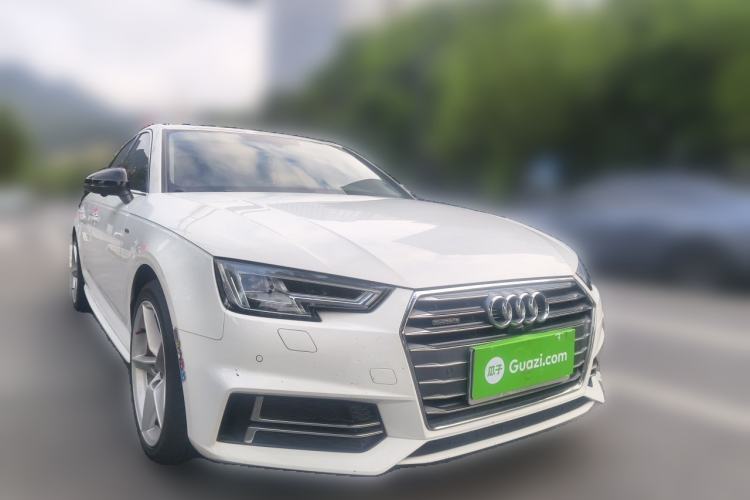 Used Audi A4L 2018 30th Anniversary Edition 45 TFSI quattro Individual Sport Edition Front Right 45 Deg