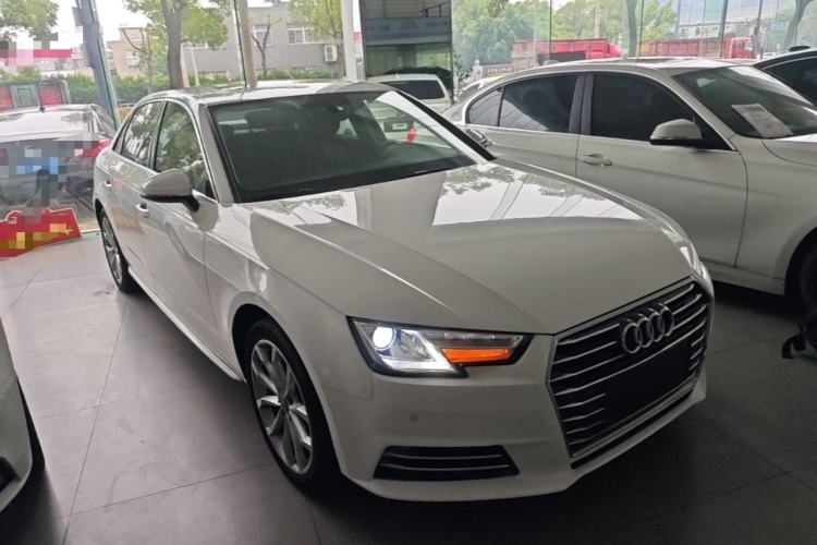Used Audi A4L 2018 30th Anniversary Edition 40 TFSI Trendy Model Front Right 45 Deg