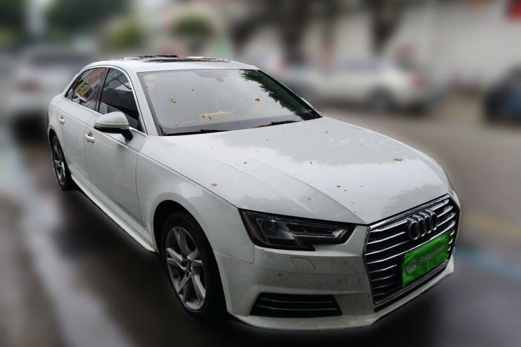 Used Audi A4L 2018 30th Anniversary Edition 40 TFSI Trendy Model Front Right 45 Deg