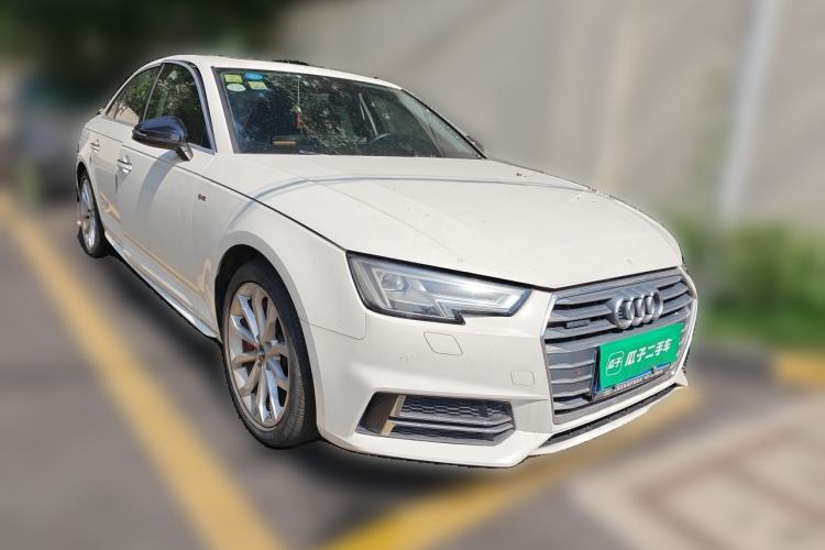 Used Audi A4L 2018 30th Anniversary Edition 45 TFSI quattro Individual Sport Edition Front Right 45 Deg