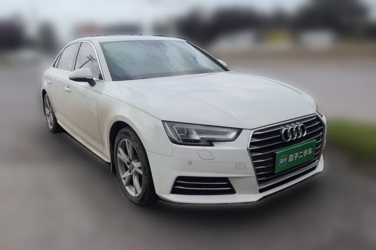 Used Audi A4L 2018 30th Anniversary Edition 40 TFSI Trendy Model Front Right 45 Deg