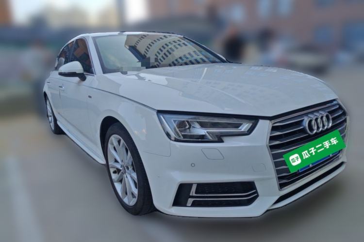 Used Audi A4L 2018 30th Anniversary Edition 40 TFSI Fashion Model Front Right 45 Deg