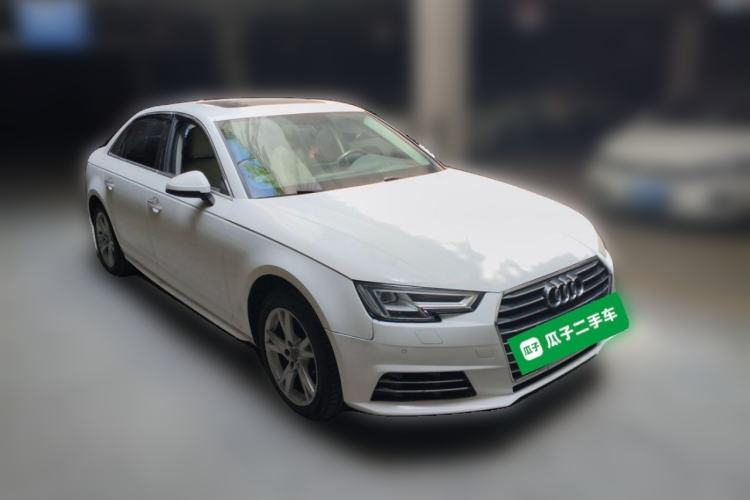 Used Audi A4L 2018 30th Anniversary Edition 40 TFSI Trendy Model Front Right 45 Deg