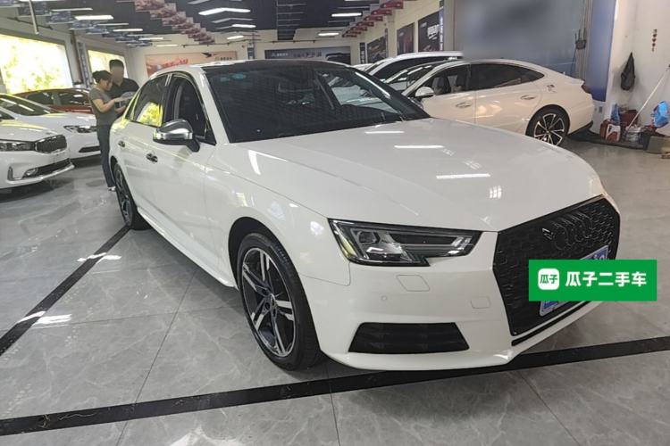 Used Audi A4L 2018 30th Anniversary Edition 40 TFSI Trendy Model Front Right 45 Deg