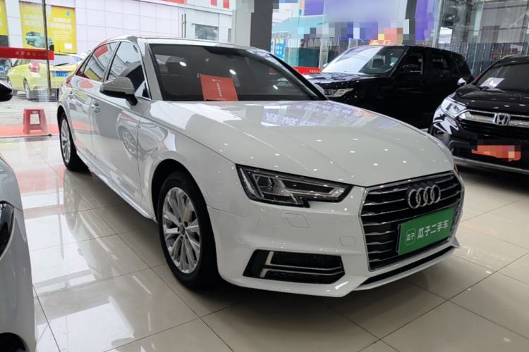 Used Audi A4L 2018 30th Anniversary Edition 40 TFSI Trendy Model Front Right 45 Deg