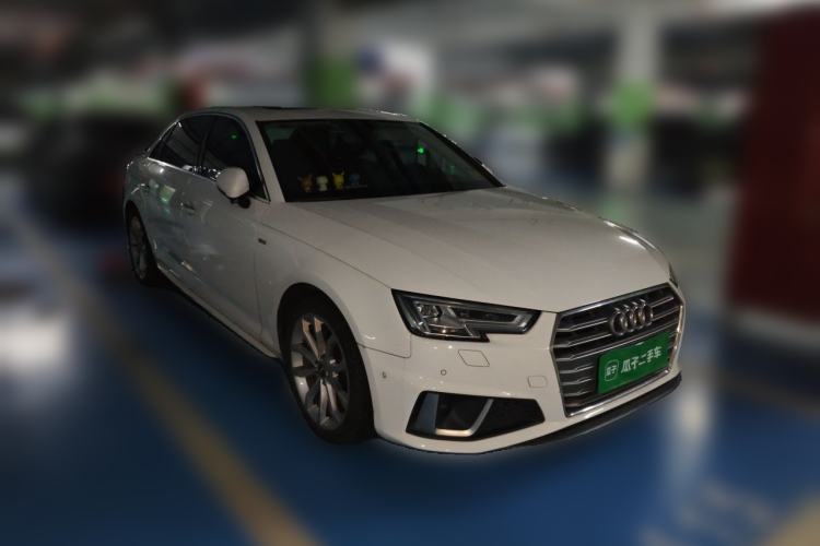 Used Audi A4L 2018 30th Anniversary Edition 40 TFSI Fashion Model Front Right 45 Deg