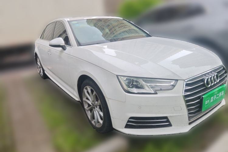 Used Audi A4L 2018 30th Anniversary Edition 40 TFSI Trendy Model Front Right 45 Deg