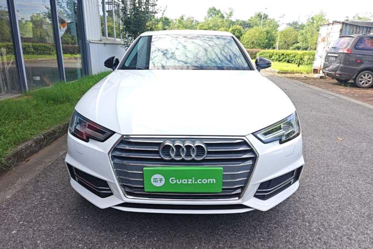 Used Audi A4L 2018 30th Anniversary Edition 40 TFSI Sport Edition Front