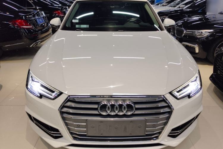 Used Audi A4L 2018 30th Anniversary Edition 40 TFSI Fashion Model Front