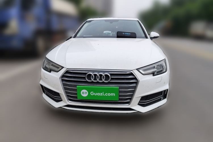 Used Audi A4L 2018 30th Anniversary Edition 40 TFSI Fashion Model Front