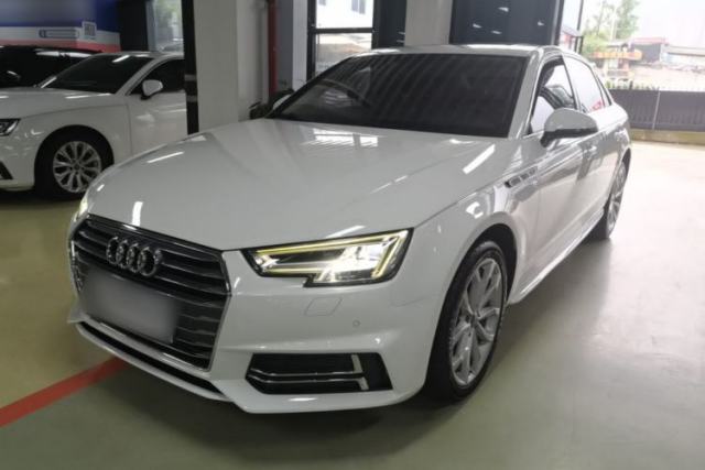 Used Audi A4L 2018 30th Anniversary Edition 40 TFSI Fashion Model