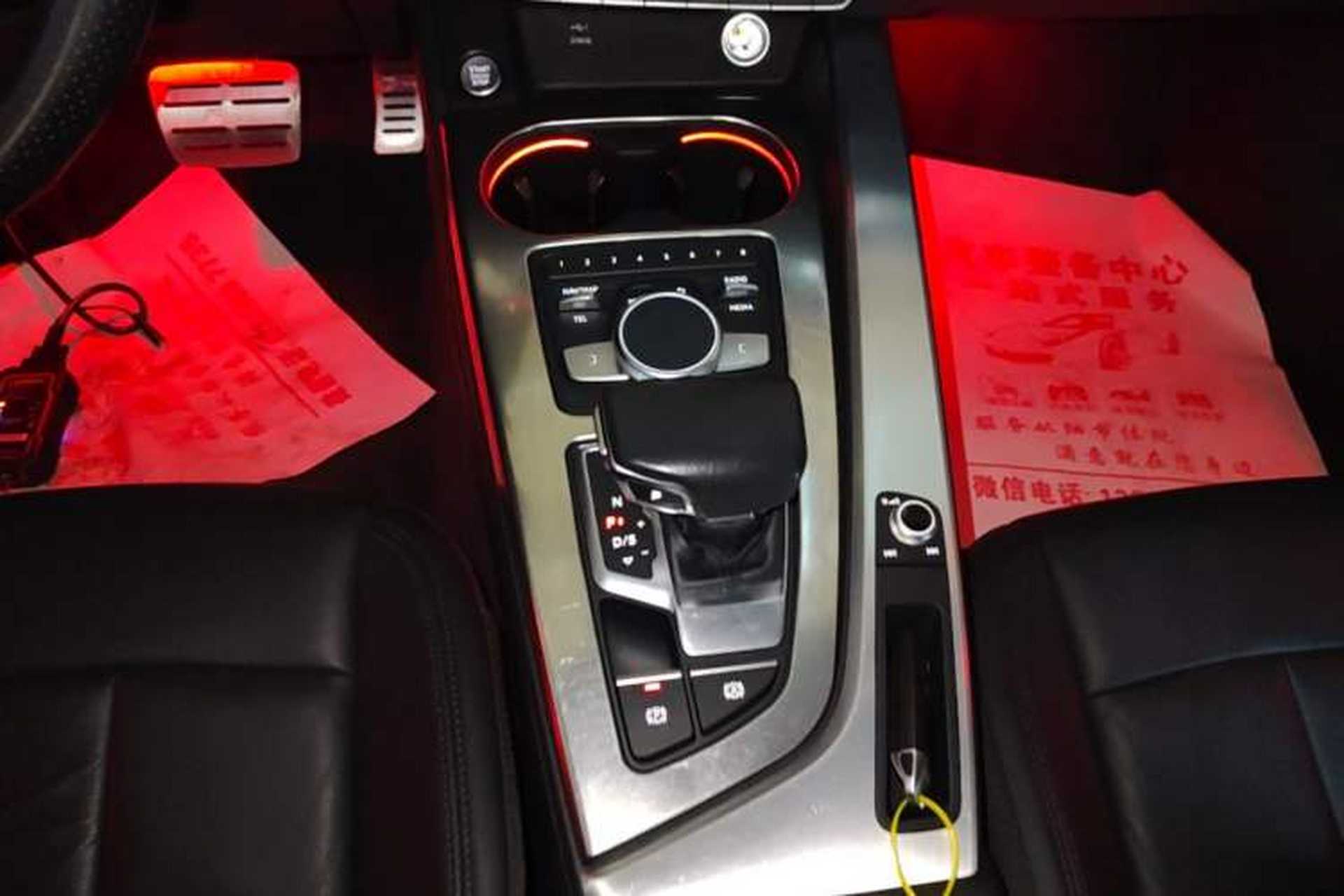 Used Audi A4L 2018 30th Anniversary Edition 40 TFSI Fashion Model Gear Lever
