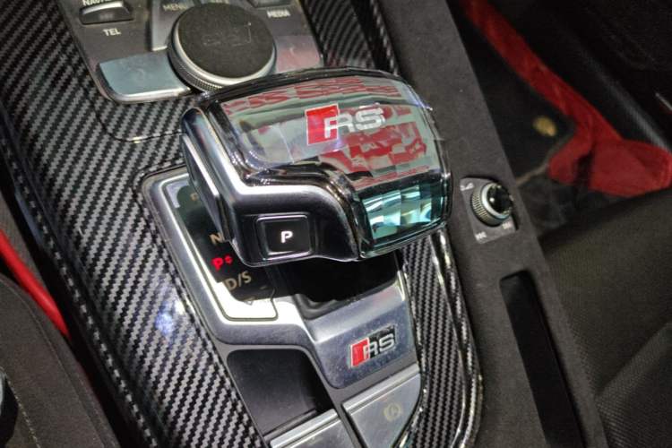 Used Audi A4L 2018 30th Anniversary Edition 40 TFSI Trendy Model Gear Lever