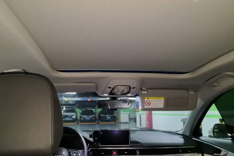 Used Audi A4L 2018 30th Anniversary Edition 40 TFSI Fashion Model Headliner