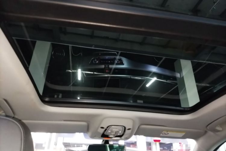 Used Audi A4L 2018 30th Anniversary Edition 40 TFSI Fashion Model Headliner