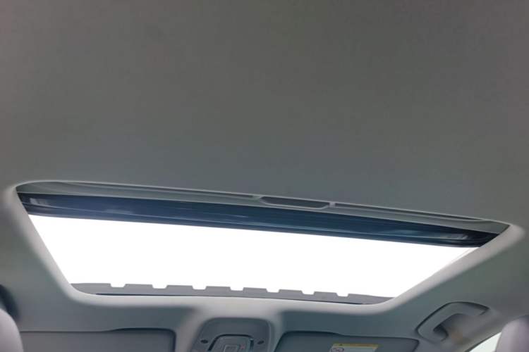 Used Audi A4L 2018 30th Anniversary Edition 40 TFSI Trendy Model Headliner