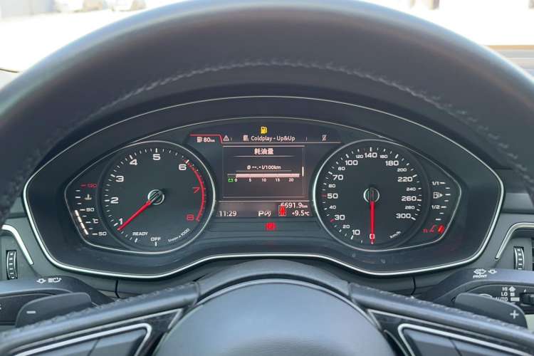 Used Audi A4L 2018 30th Anniversary Edition 45 TFSI quattro Individual Sport Edition Instrument Cluster
