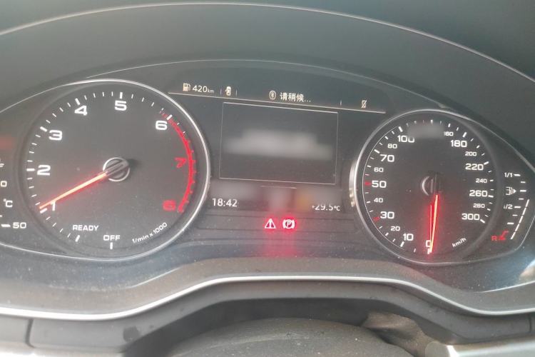 Used Audi A4L 2018 30th Anniversary Edition 45 TFSI quattro Individual Sport Edition Instrument Cluster
