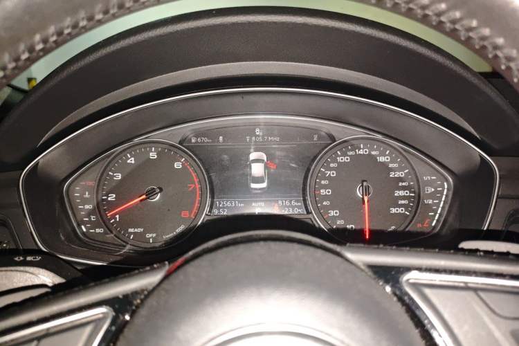 Used Audi A4L 2018 30th Anniversary Edition 40 TFSI Trendy Model Instrument Cluster