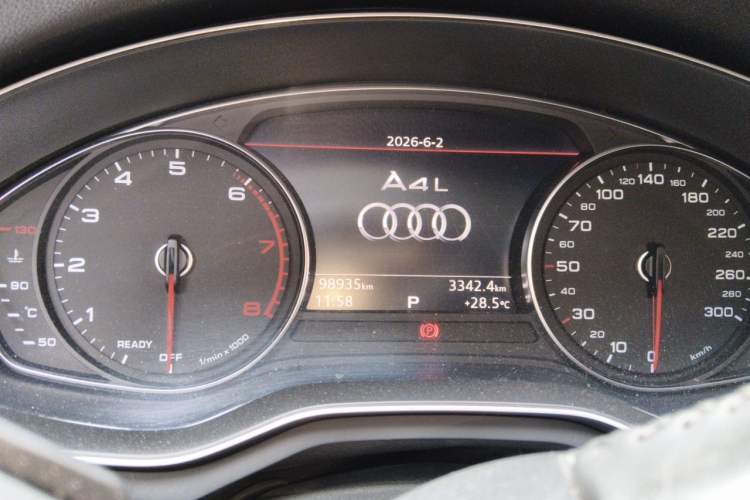 Used Audi A4L 2018 30th Anniversary Edition 40 TFSI Trendy Model Instrument Cluster