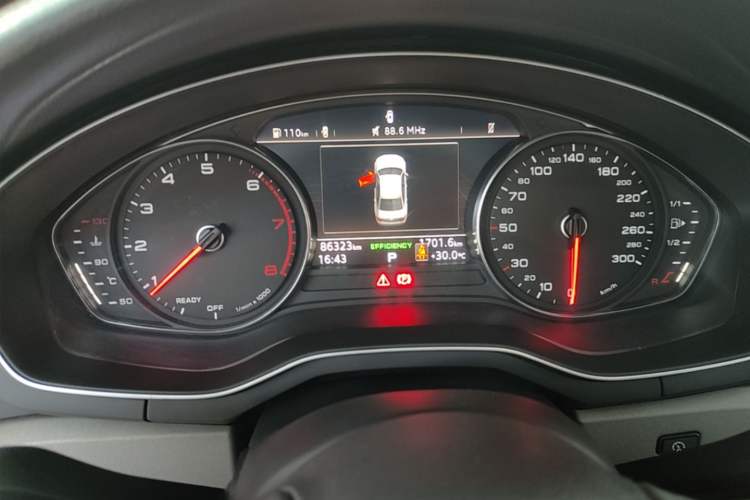 Used Audi A4L 2018 30th Anniversary Edition 40 TFSI Trendy Model Instrument Cluster