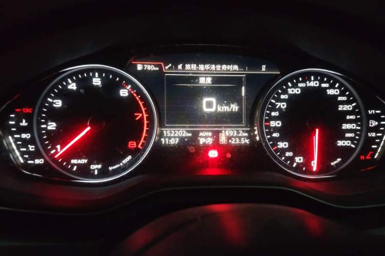 Used Audi A4L 2018 30th Anniversary Edition 45 TFSI quattro Individual Sport Edition Instrument Cluster