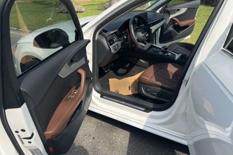 Used Audi A4L 2018 30th Anniversary Edition 45 TFSI quattro Individual Sport Edition Interior 1