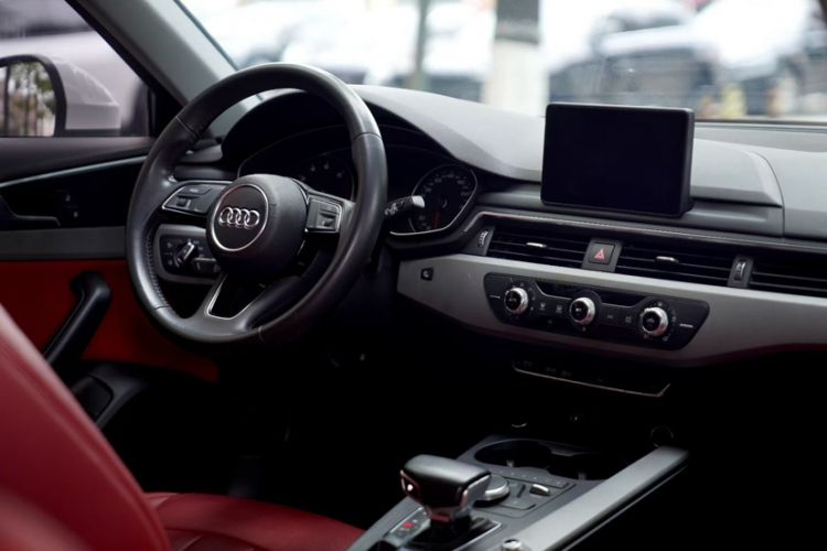 Used Audi A4L 2018 30th Anniversary Edition 40 TFSI Trendy Model Interior 2